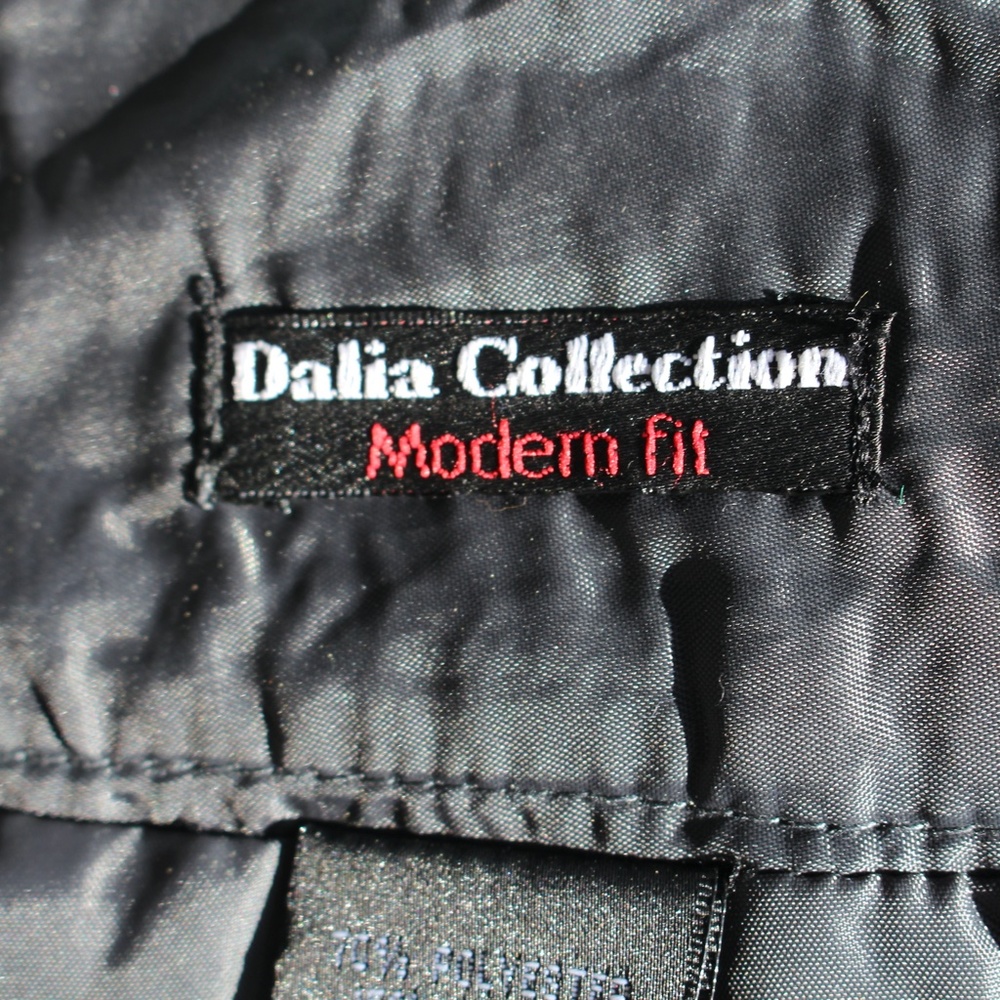 Dalia Collection Modern fit, aztec mini skirt .... - Picture 6 of 8